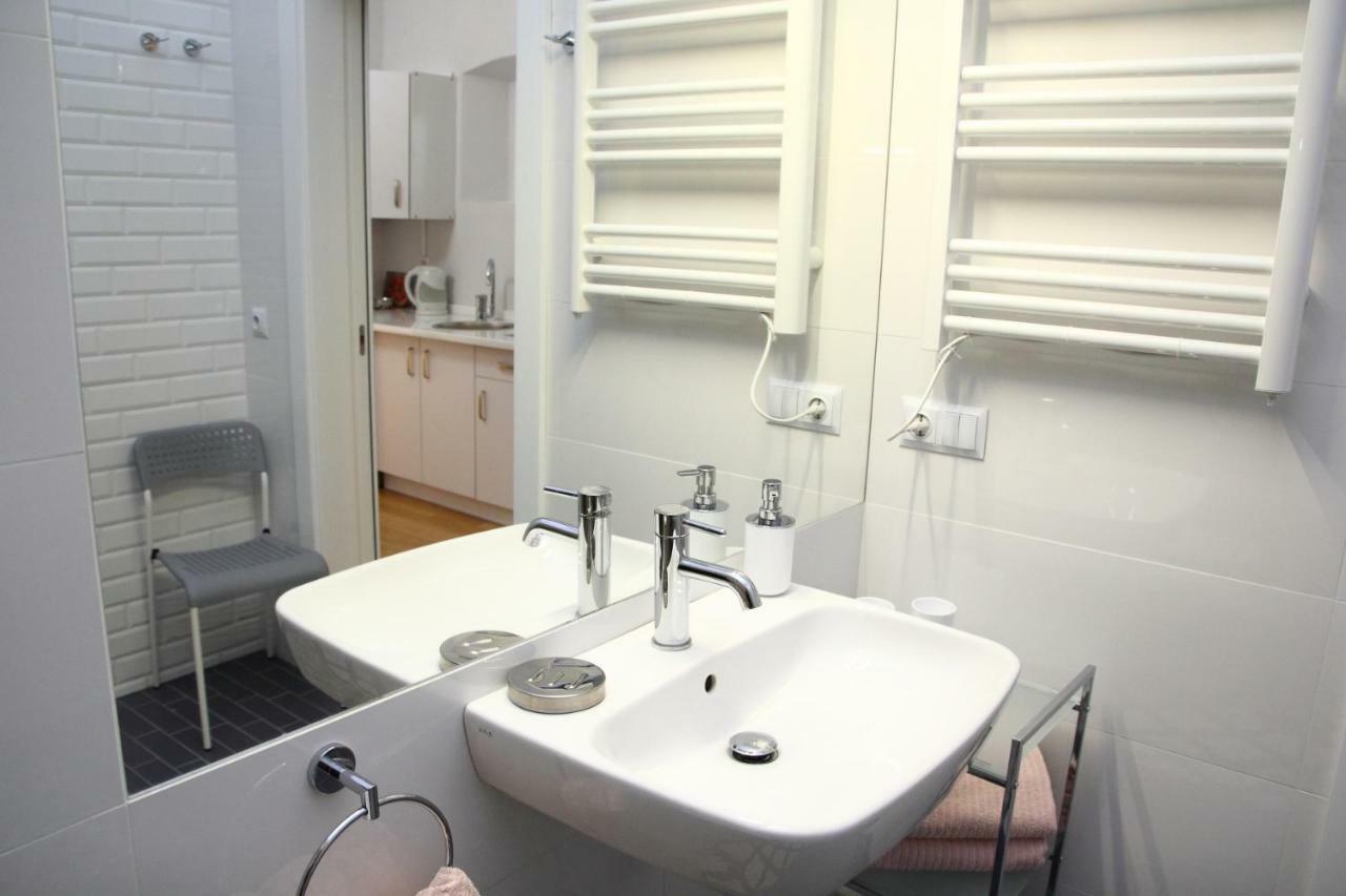 Apartament Antykwa Torun Luaran gambar